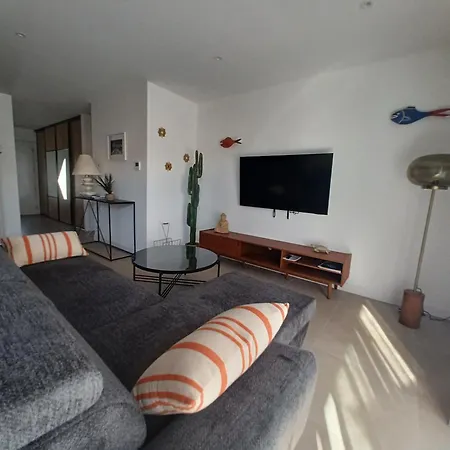 Ferienhaus Maison Neuve Avec Terrasse A 5 Minutes Des Plages *