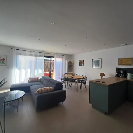 Casa vacanze Maison Neuve Avec Terrasse à 5 Minutes Des Plages *